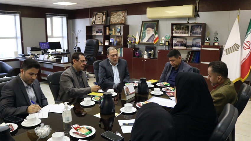 بررسی راهکارهای جذب دانشجوی بین الملل عراقی در دانشگاه جامع علمی کاربردی استان خوزستان